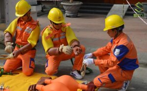 Đào tạo an toàn điện giúp tránh các rủi ro về điện trong công nghiệp