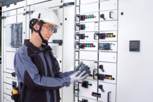 Các biện pháp để đảm bảo an toàn điện trong quá trình sản xuất