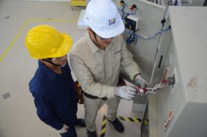 Tầm quan trọng của việc đảm bảo an toàn lao động về điện