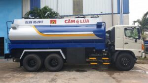 Giấy phép vận chuyển hàng hoá nguy hiểm là gì?
